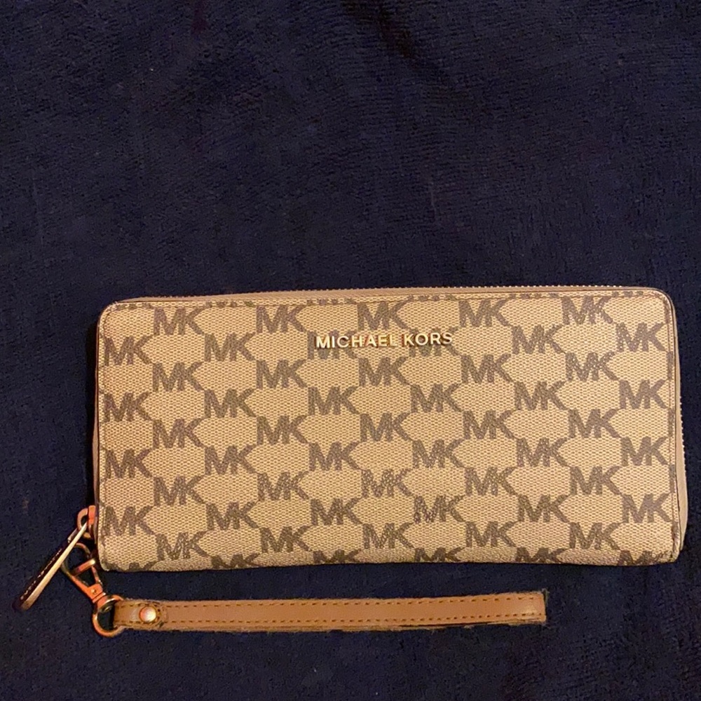 MICHAEL KORS wallet